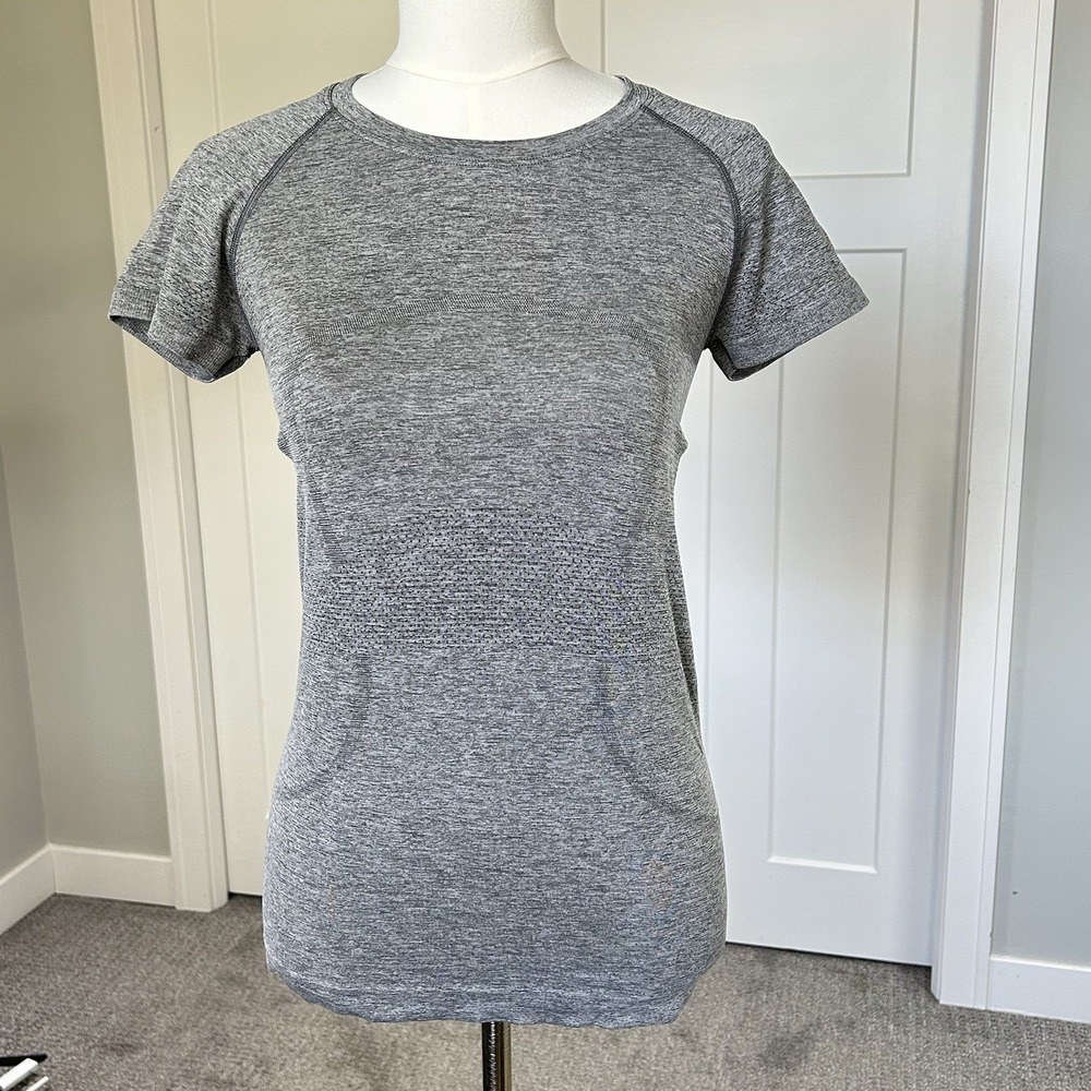 Lululemon Swiftly Shirt- Women's 6 - Tech Short Sleeve Grey Hip Length EUC $68 - Picture 2 of 8